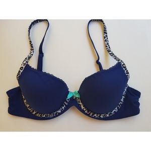 Victoria's Secret Body Lined Demi Blue Bra…